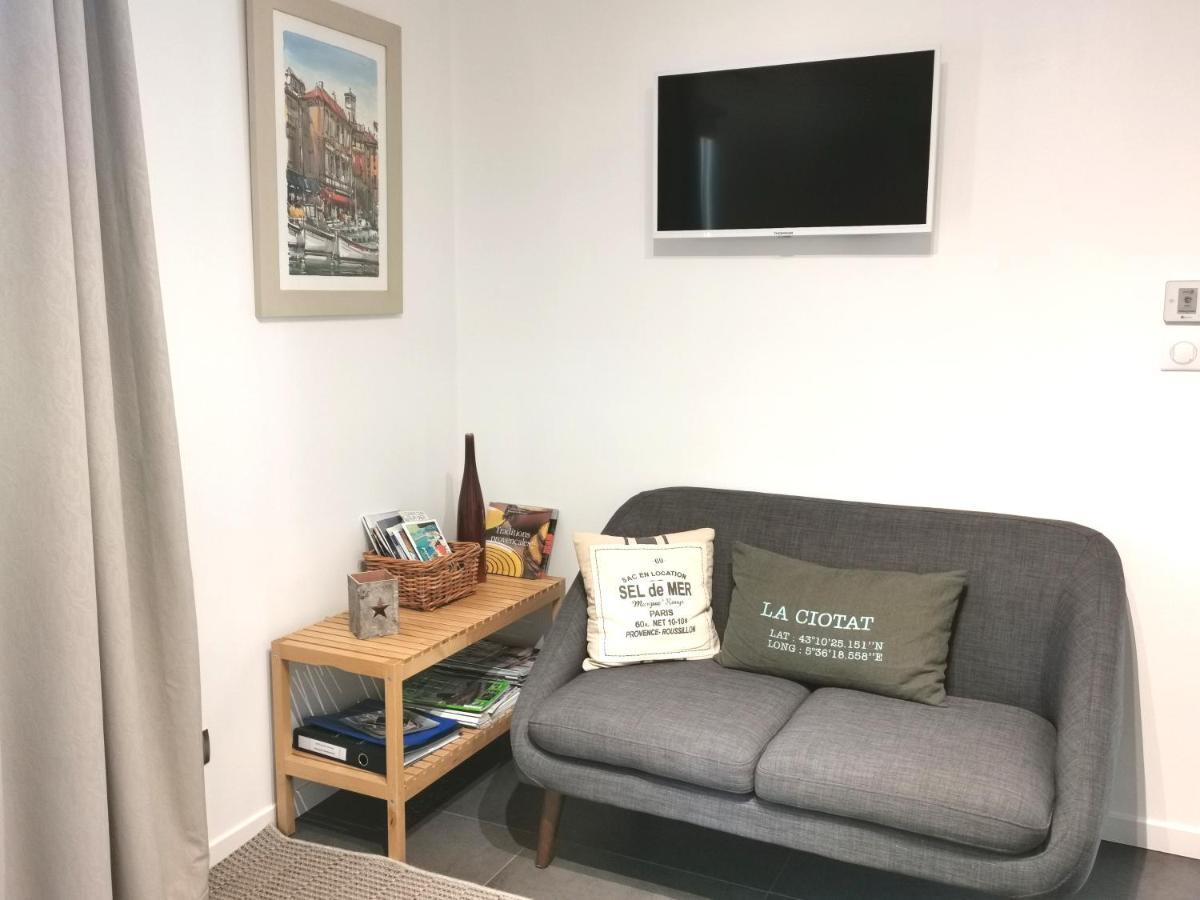 Chambre D'Hotes Le Secadou La Ciotat Exterior photo